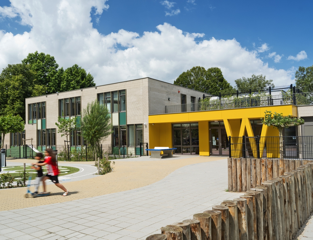 Doordecentralisatie; lust of last? | Bouwstenen